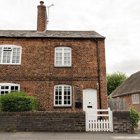 Cosy 2 Bed Cottage In Charming Village Of Christleton - For Up To 5 מראה חיצוני תמונה