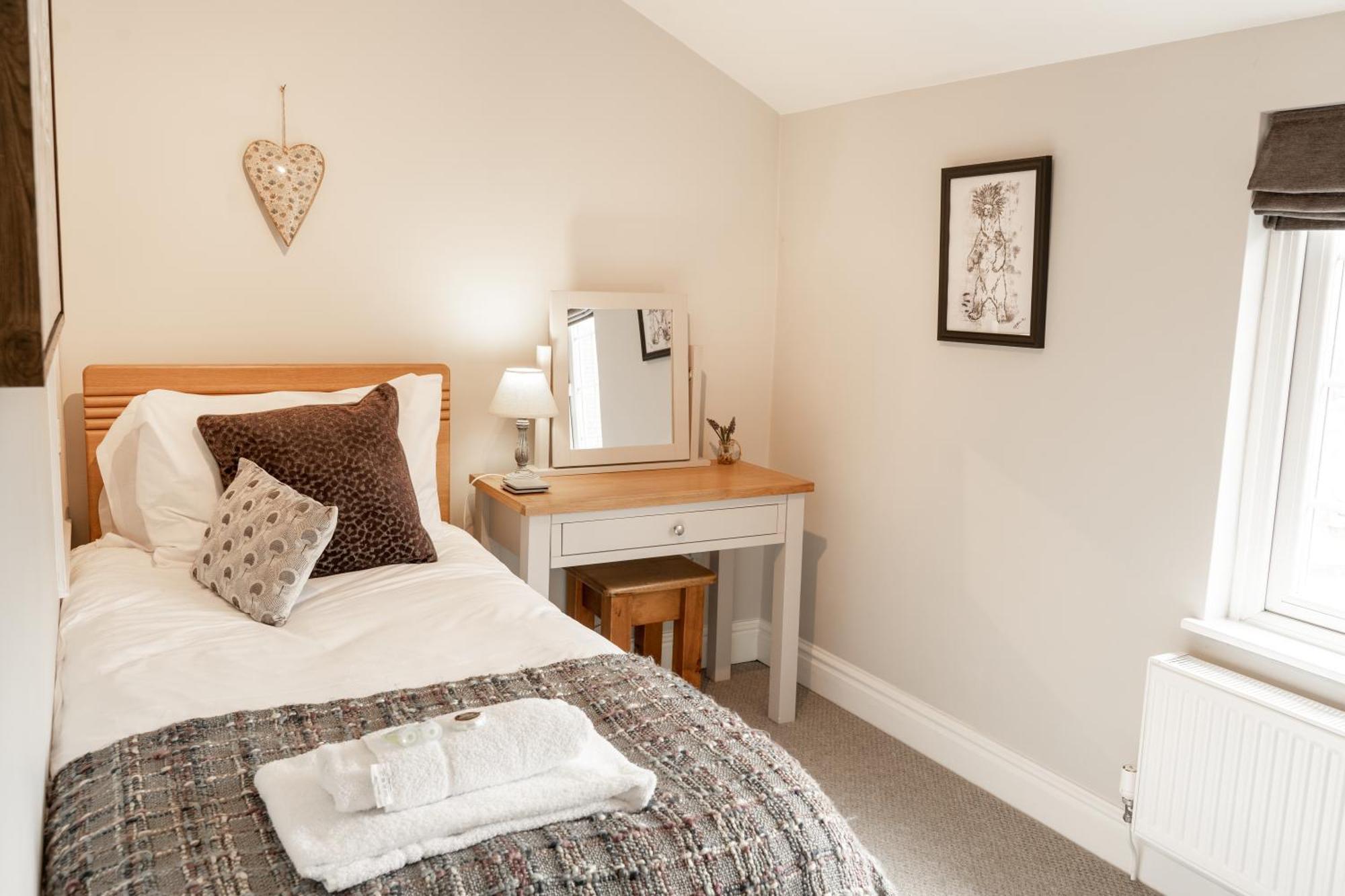 Cosy 2 Bed Cottage In Charming Village Of Christleton - For Up To 5 מראה חיצוני תמונה