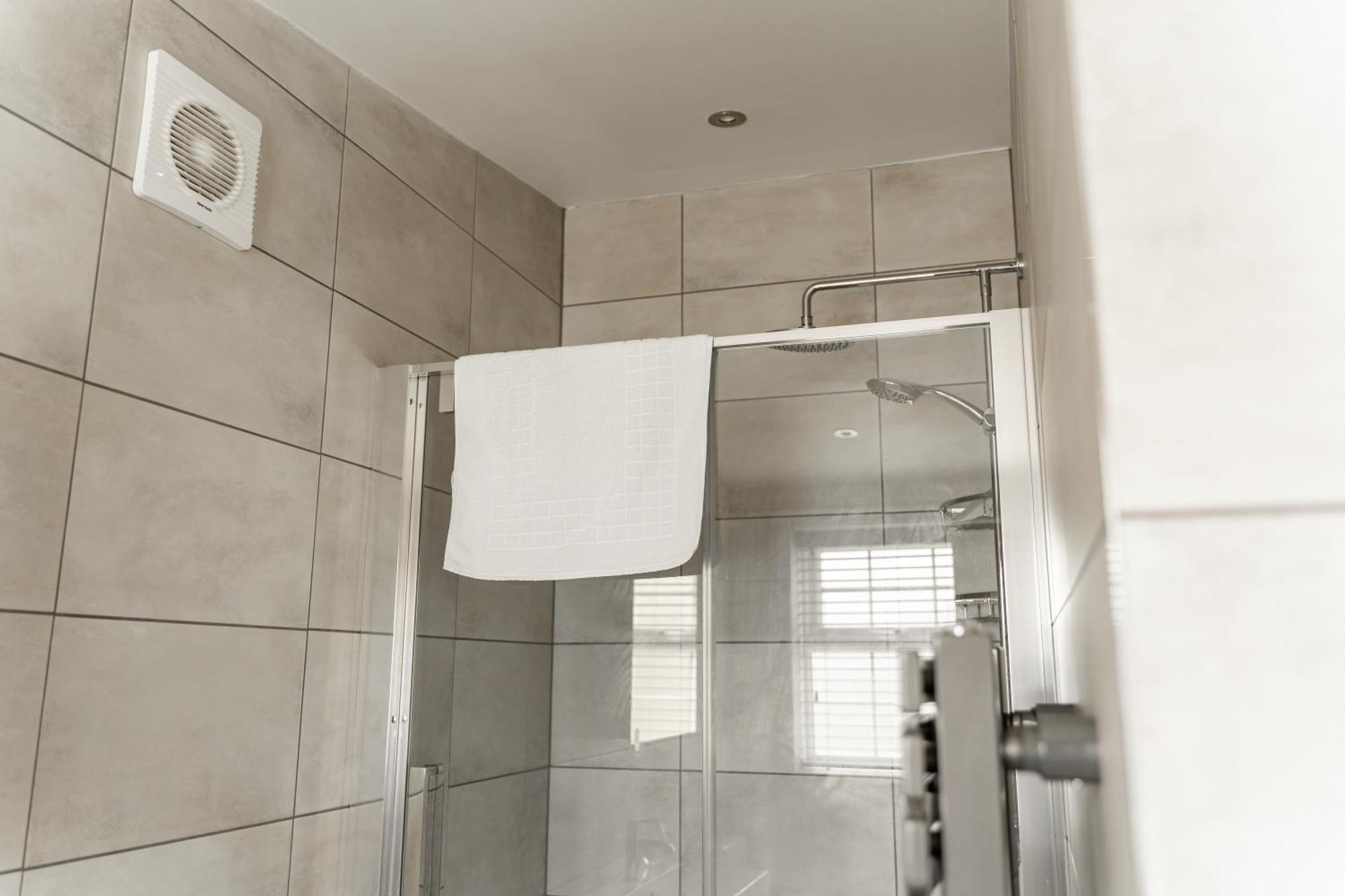 Cosy 2 Bed Cottage In Charming Village Of Christleton - For Up To 5 מראה חיצוני תמונה